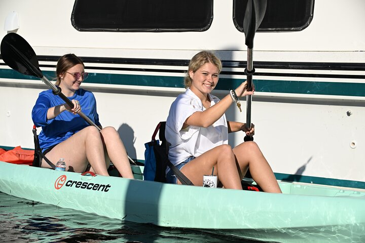 Premium Double Kayak Rental for 2 People in Crystal River Florida - Photo 1 of 8